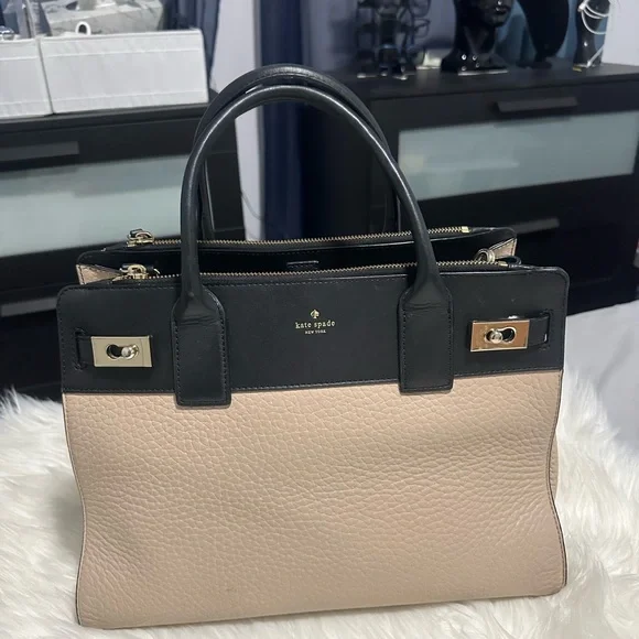 Kate Spade Black and Cream Satchel - Picture 2 of 7